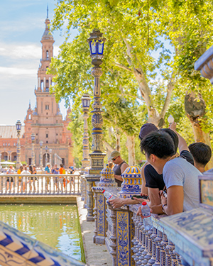 Wijken Sevilla, Plaza de Espana