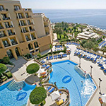 Mooiste stranden Malta: Marina Hotel Corinthia Beach Resort
