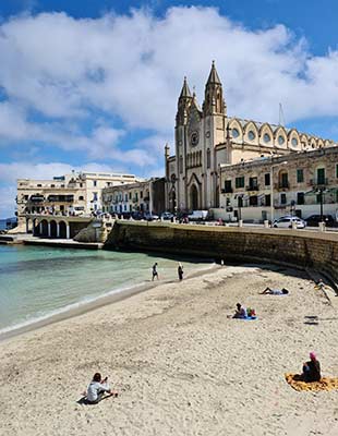 Mooiste stranden Malta: St. Julians