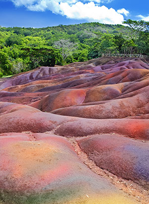 Travelguide Mauritius: seven coloured earth