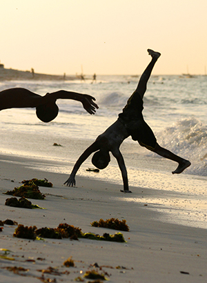 Doen in Stone Town, Zanzibar; waterkant