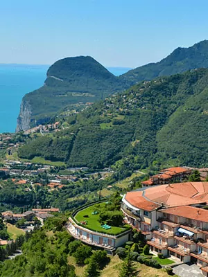 Griezelterrassen Gardameer, Hotel Le Balze