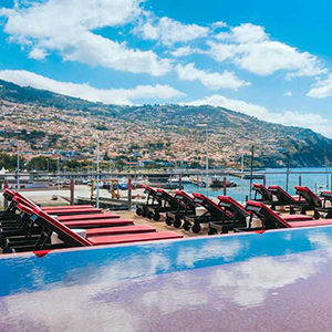 Pestana CR7 Funchal, Christiano Ronaldo hotel: dakterras