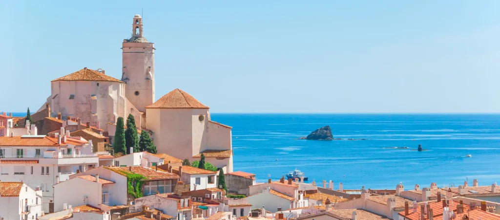Cadaqués, Spaans kunstenaarsdorpje