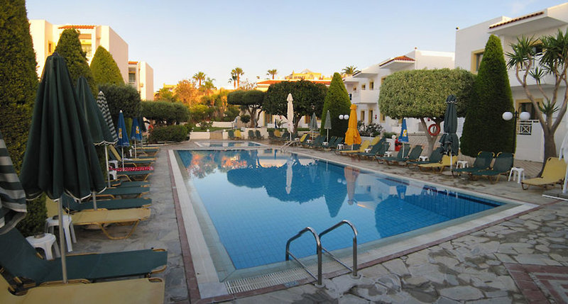 Zon in augustus: Kreta, Nikolas Villas Appartementen