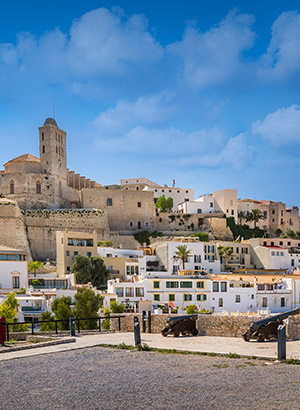 Bestemmingen meer dan feesten: Ibiza