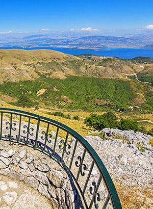 Redenen Corfu vakantie: groene natuur