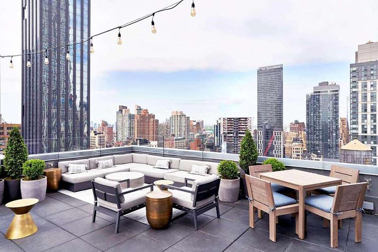 The Empire State Building New York: hotels