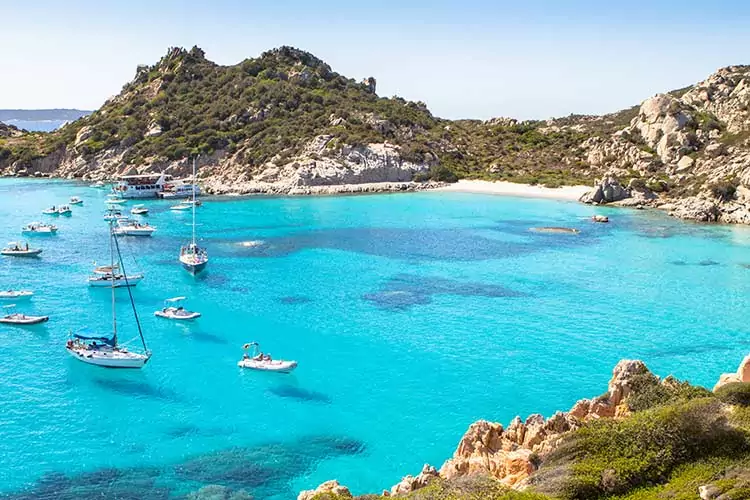 La Maddalena, Sardinië: bootjes