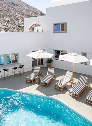 boutique hotels Santorini