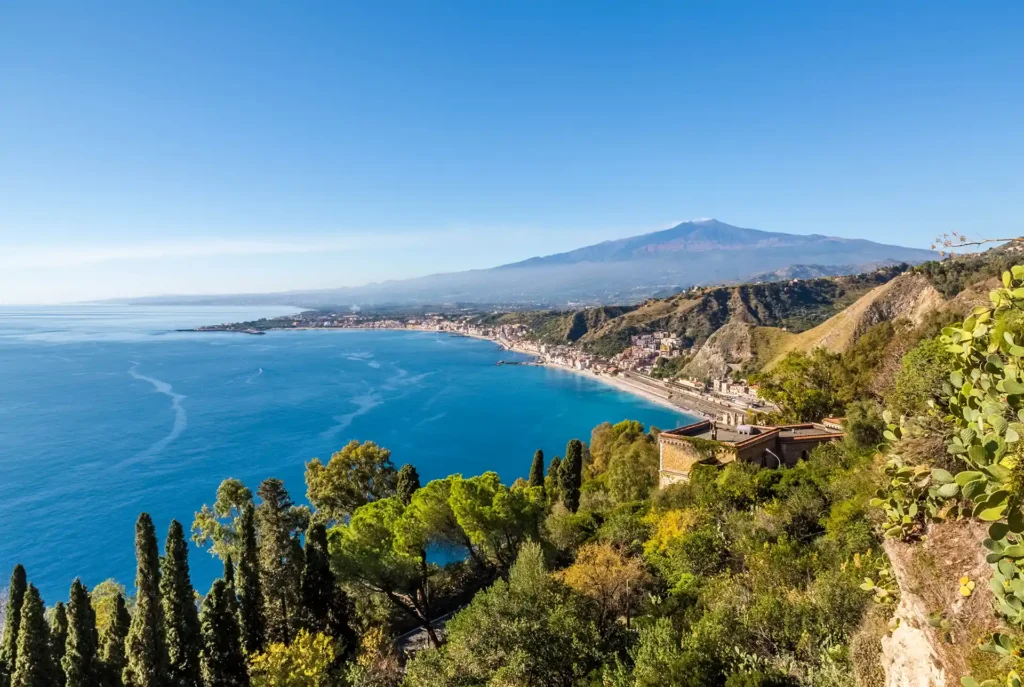 Badplaatsen Sicilië, Giardini Naxos