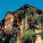 Begonville Pension, Side