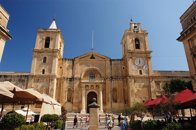 bezienswaardigheden-malta-kathedraal