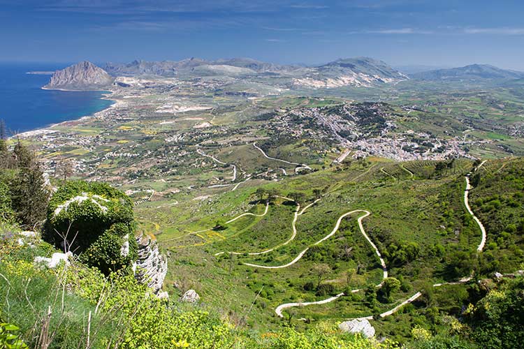 Auto huren Sicilië: verkeersregels