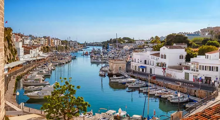 Dé bezienswaardigheden op Menorca die je niet mag missen