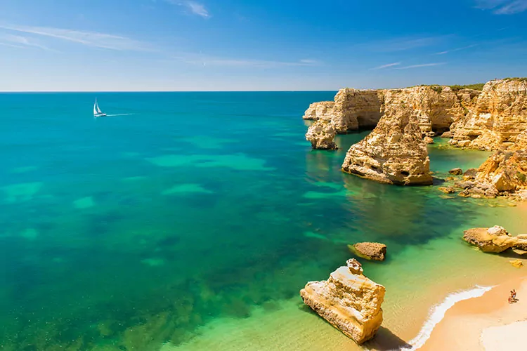 Mooiste stranden Portugal: Praia da Marinha