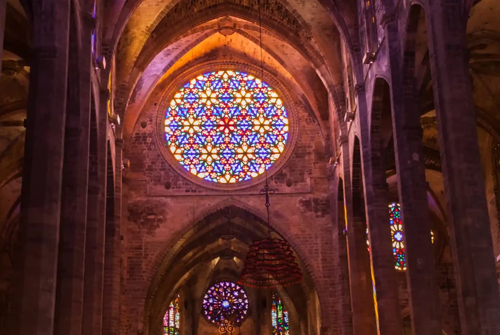 Kathedraal La Seu, Palma de Mallorca: glas in lood