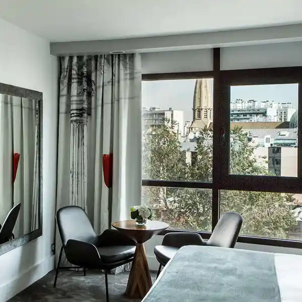 Le Parisis Hotel, Parijs