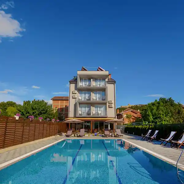 Villa Kotlar, Macedonië