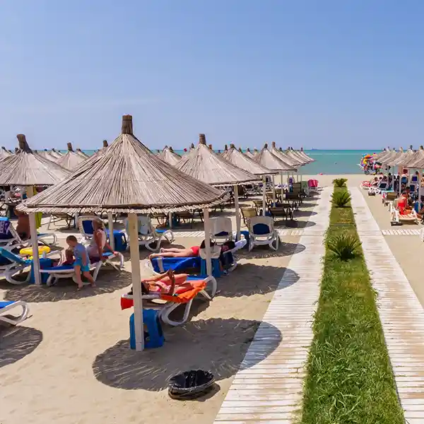 Albanian Star Hotel, Albanië