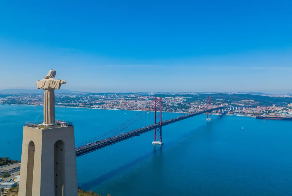 Reisgids Lissbon: Cristo Rei beeld