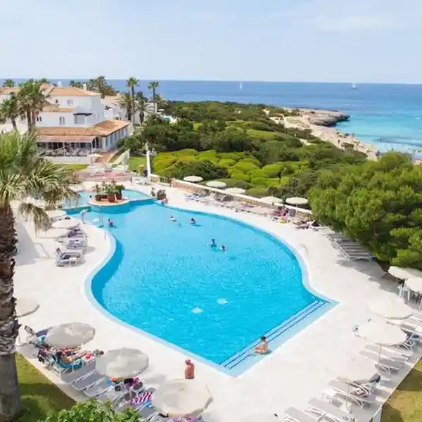 Menorca met kinderen: Cala'n Bosch, Grupotel Aldea Cala'n Bosch