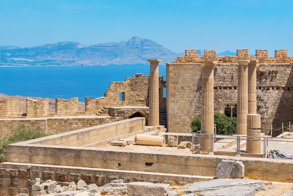 Lindos, witte stadje van Rhodos, Akropolis