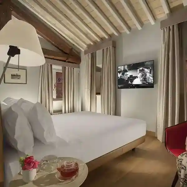 Palazzo Scanderberg, Rome