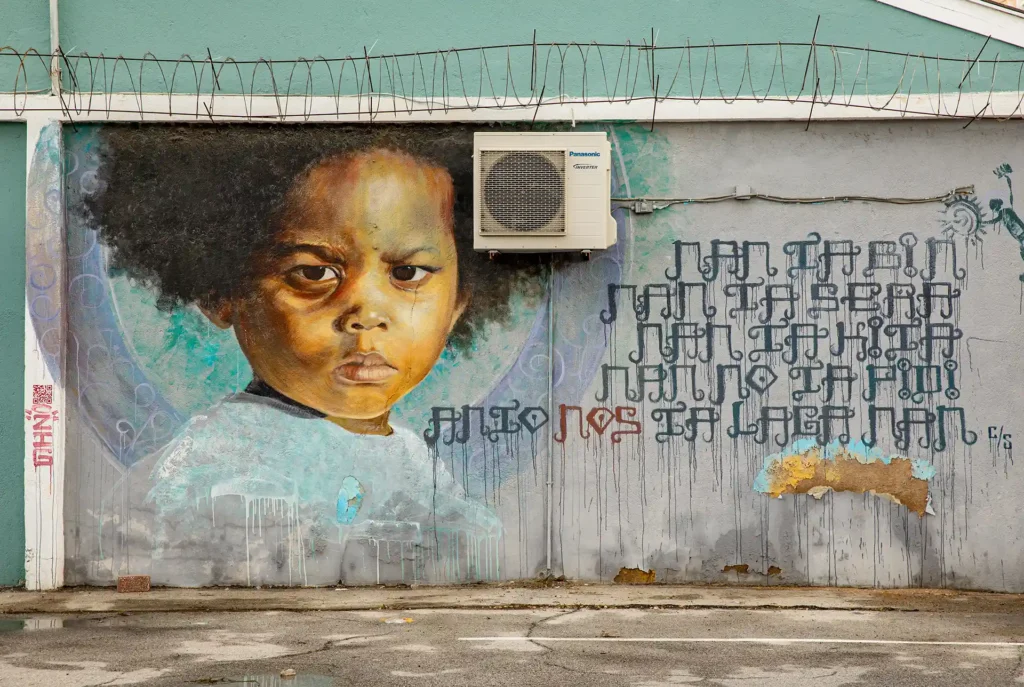 Street art Curaçao: meisje