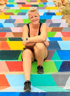 Street art Curaçao: kleurrijke trappen