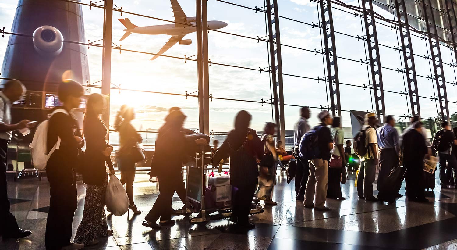 Lokale luchthavens Schiphol drukte Lokale luchthavens Schiphol drukte