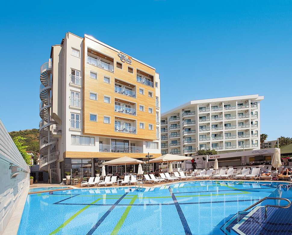 Hotel Cettia Beach Resort