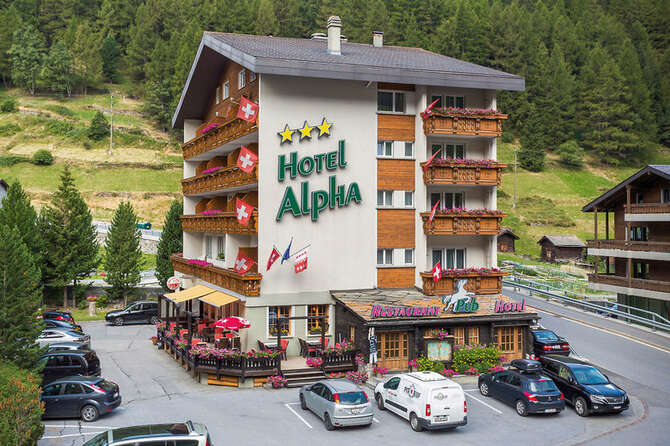 Hotel Alpha Saas-Grund