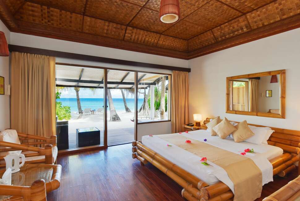 Hotel Angaga Island Resort & Spa, 6 dagen