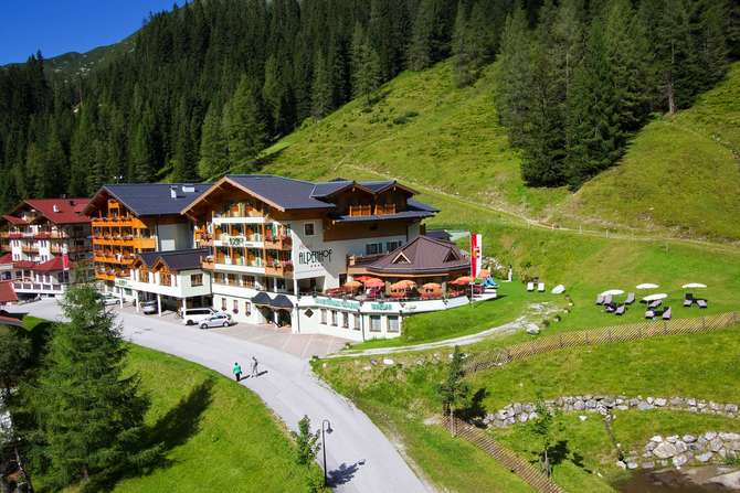 Magic Mountains Hotel Alpenhof Zauchensee