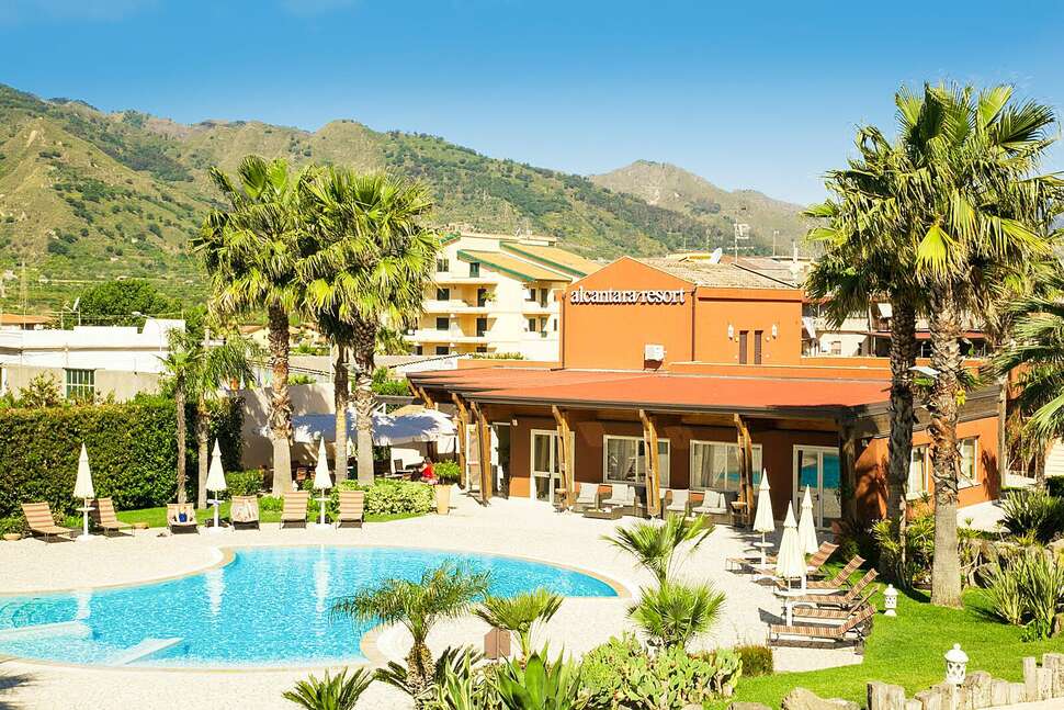 Hotel Alcantara Resort
