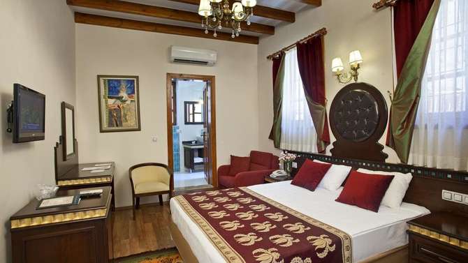 Mediterra Art Hotel Antalya